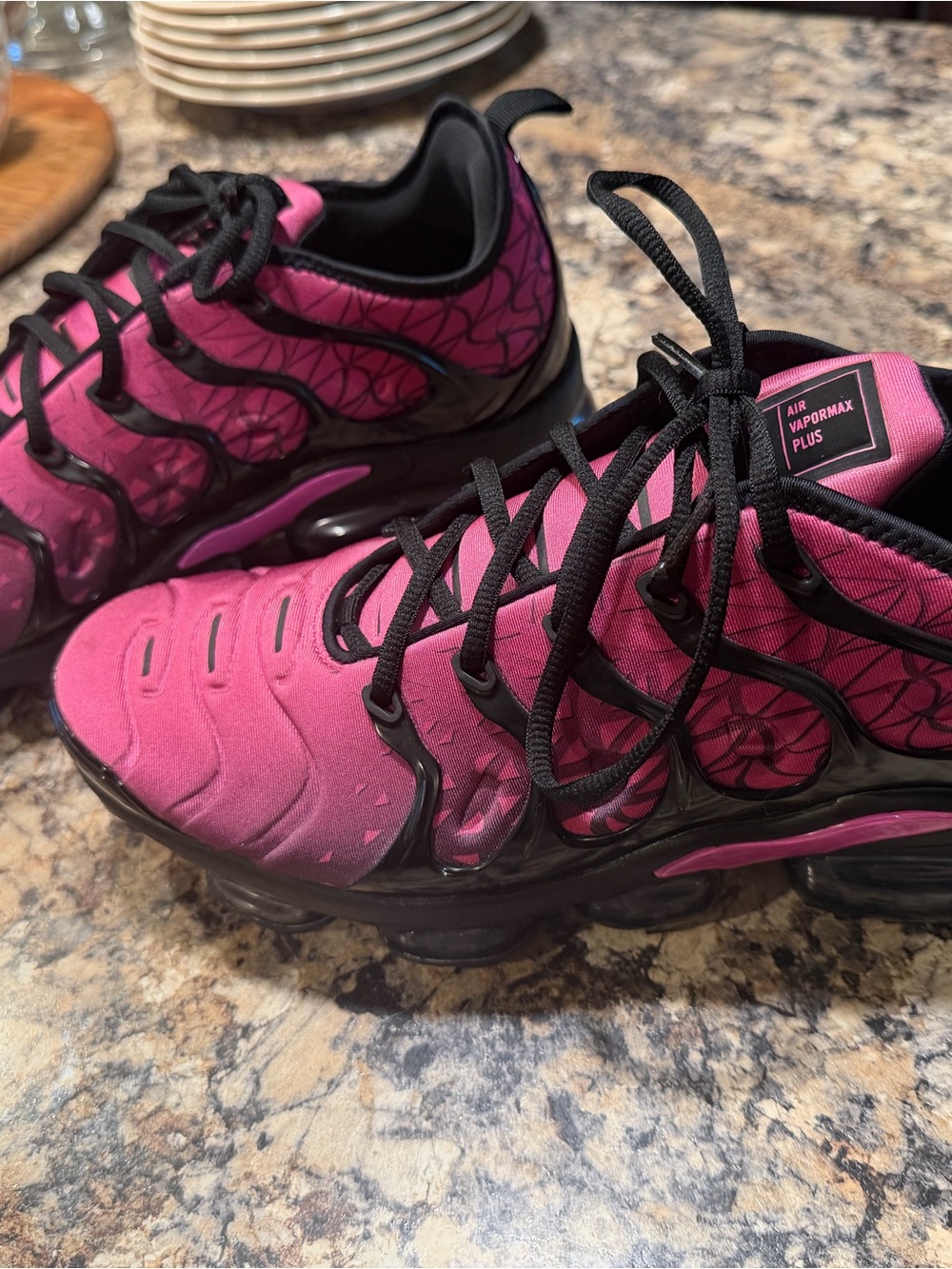 Nike Air VaporMax Plus Women's Sneakers - Pink & Black